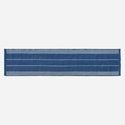 Espalier Blueberry Rug