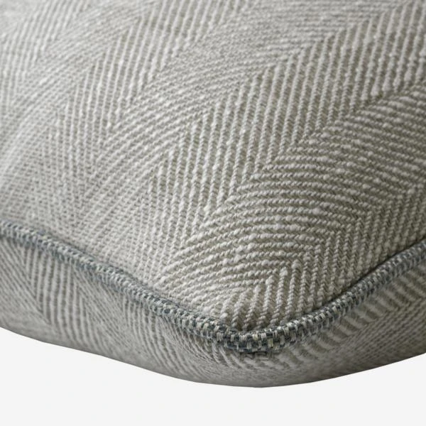 Summit Linen Cushion Summit Linen Cushion -Andrew Martin Store 30004 summit linen cushion piping detail
